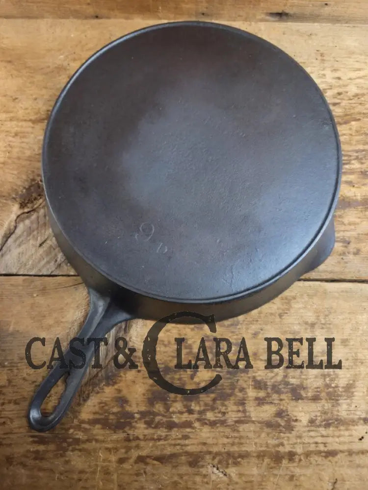 Priced to Sell! See pics and description. Early 1900’s Wagner made Sidney Block Straight Center Logo. Awesome daily