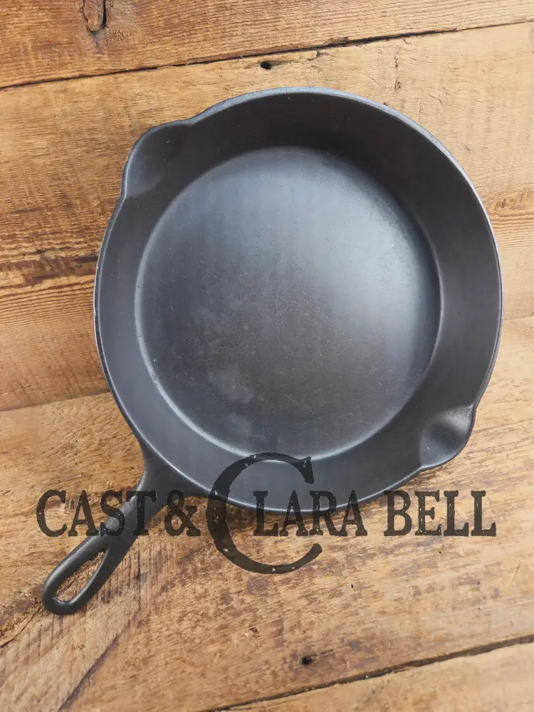 Priced to Sell! See pics and description. Early 1900’s Wagner made Sidney Block Straight Center Logo. Awesome daily