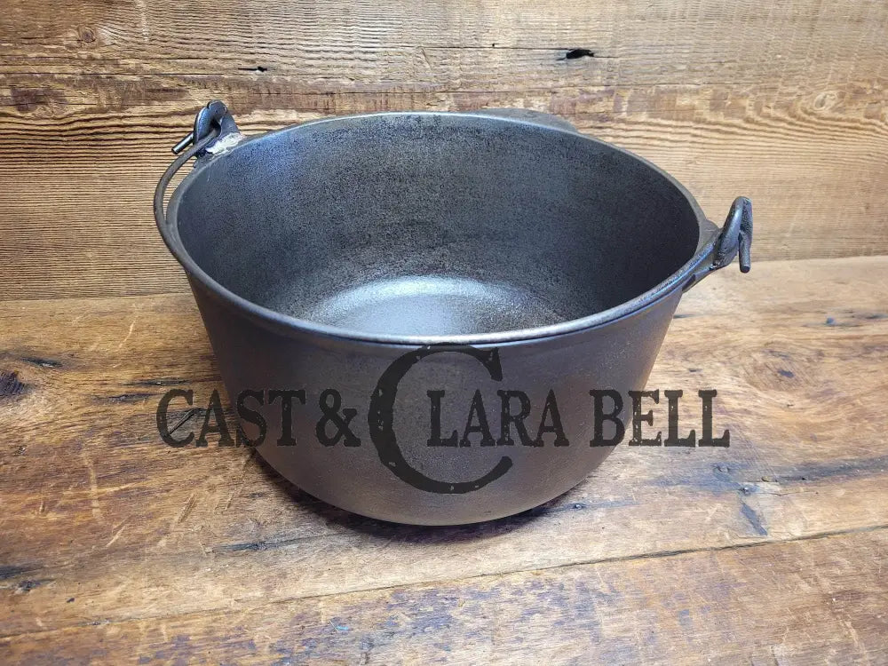 Priced To Sell! Super Unique #5 Raised Letter Marietta Kettle. Repaired Handle Dutch Ovens & Kettles