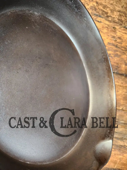 Priced To Sell! The Classic 1920’S Griswold #8 Skillet With Large Block Logo And Smooth Bottom