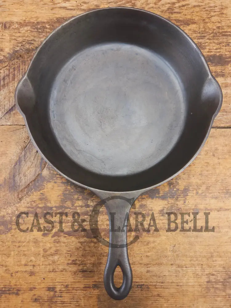 Priced to Sell. The Classic #7 Griswold made Puritan No. 7 cast iron skillet w Heat Ring. 1503 (Copy) - Skillet