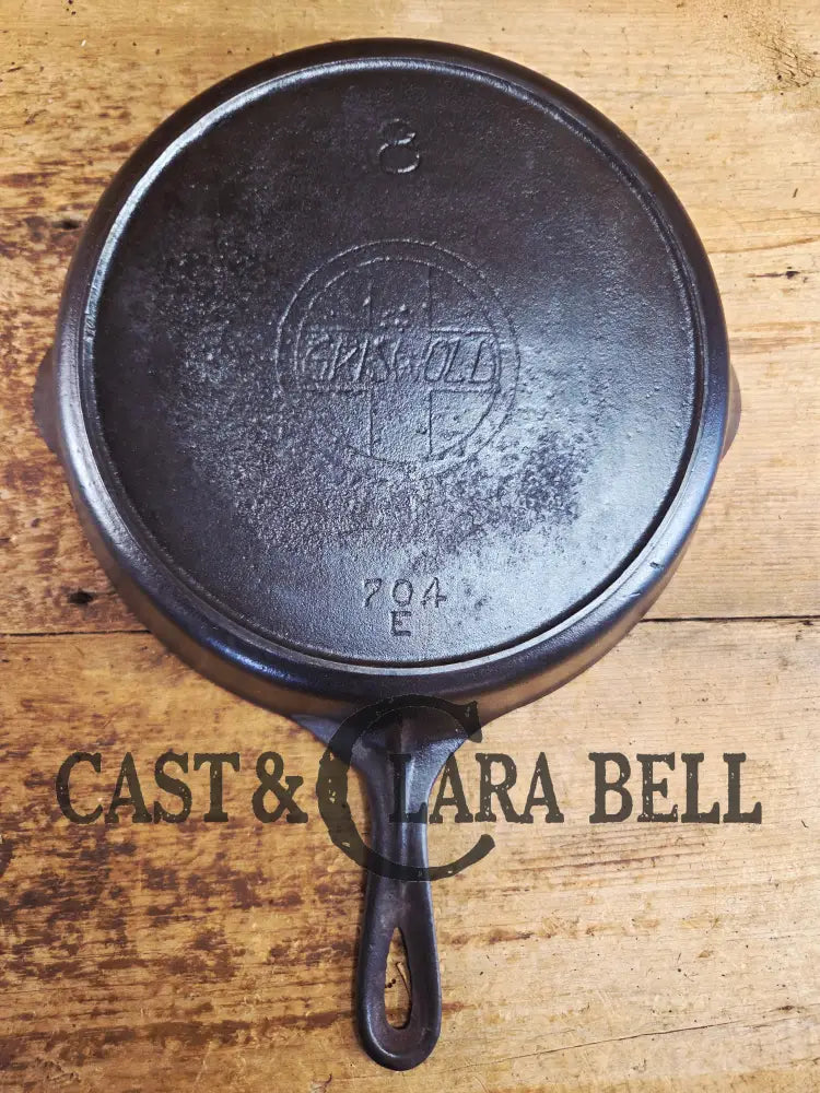 Priced to Sell! THE Classic early vintage 1910’s Griswold #8 Skillet with Slant Logo Erie PA USA 704 E Skillet