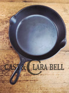 Priced to Sell! THE Classic early vintage 1910’s Griswold #8 Skillet with Slant Logo Erie PA USA 704 E Skillet
