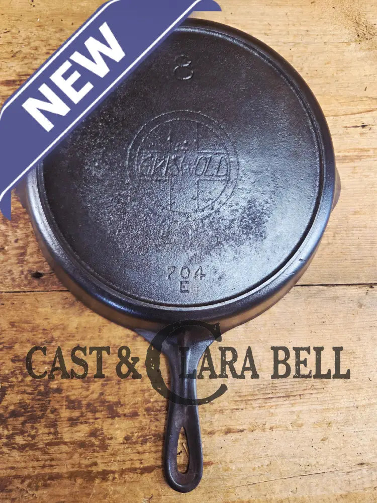 Priced to Sell! THE Classic early vintage 1910’s Griswold #8 Skillet with Slant Logo Erie PA USA 704 E Skillet