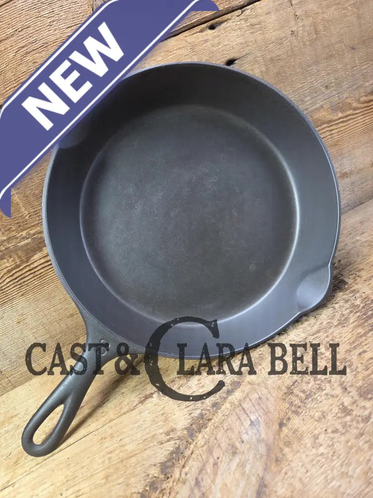 Priced to Sell! THE Classic early vintage 1910’s Griswold #8 Skillet with Slant Logo Erie PA USA 704 N