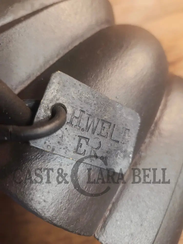 Priced to Sell. ’The Emperor’ traditional style cake pan unknown maker. 31 Cups!! Owner tag on pan. SEE DESCRIPTION