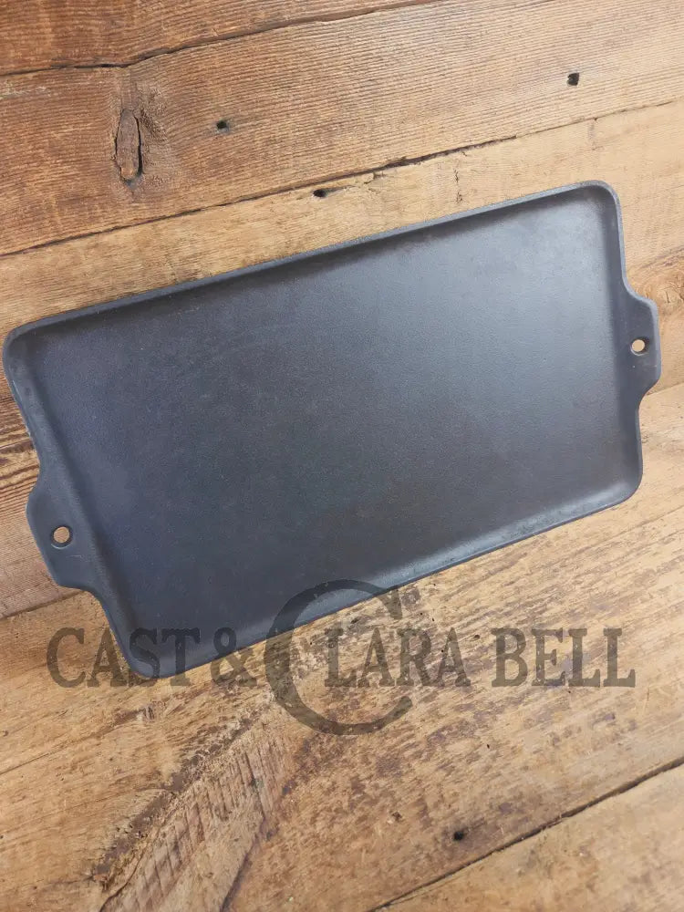 Priced to Sell! THE hard to find Griswold ’Cookie Sheet’ Grill Pan. P/n 1108 Griddle