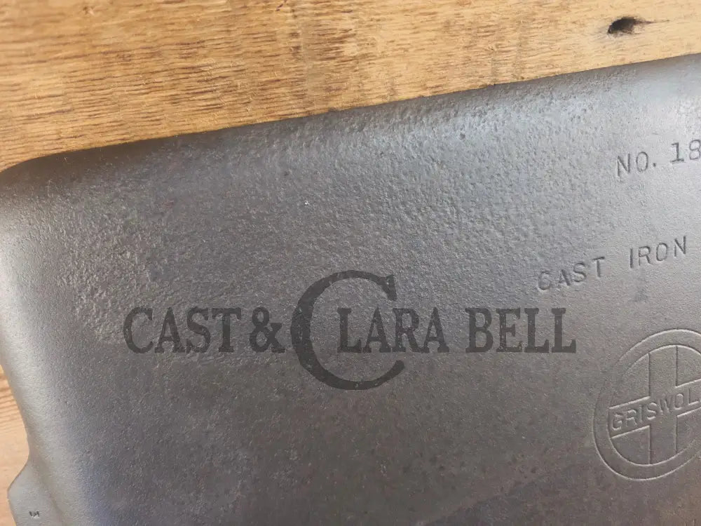 Priced to Sell! THE hard to find Griswold ’Cookie Sheet’ Grill Pan. P/n 1108 Griddle