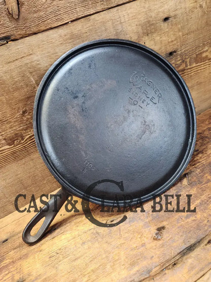 Priced To Sell! Vintage Grilled Cheese! 1930’S Wagnerware #9 Round Cast Iron Griddle 1109 B