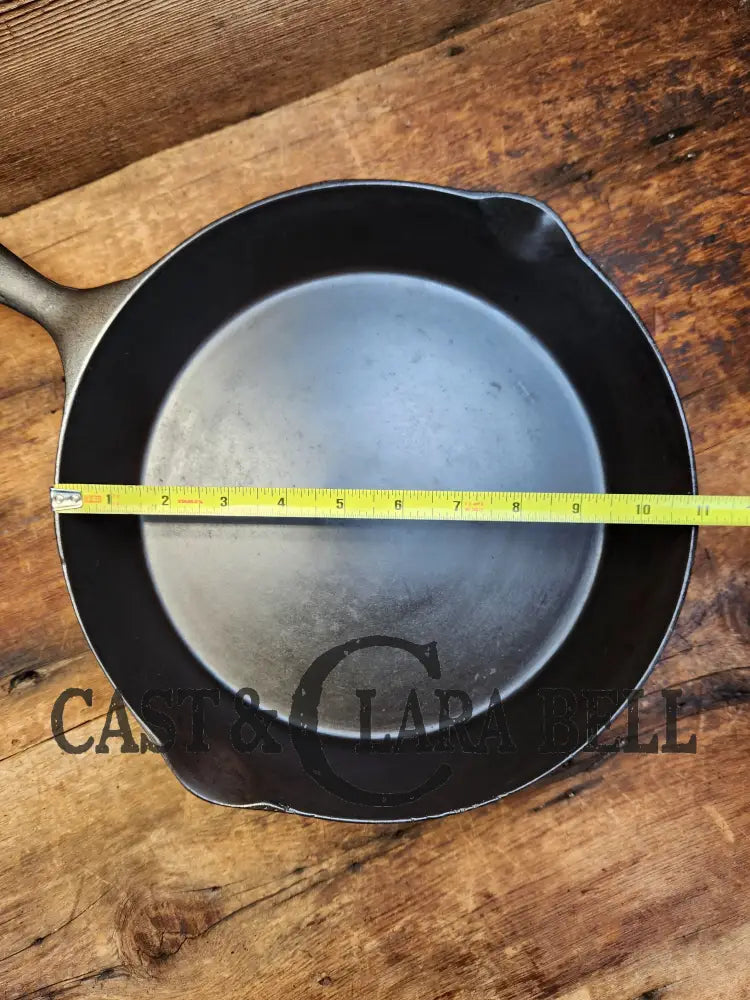 Priced To Sell! Wapak #9 Cast Iron Skillet. Z Logo. Workhorse For Your Gourmet Kitchen! Skillet