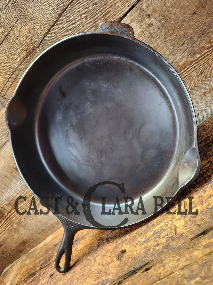 Priced To Sell! Whoa Big Fella! 1930S Wagner Ware #12 Skillet W/ Stylized Logo 1062. Perfect For