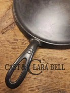 Pristine! 1920’s Griswold #8 Round Griddle 608. Amazing for grilled cheese quesadillas and omelets