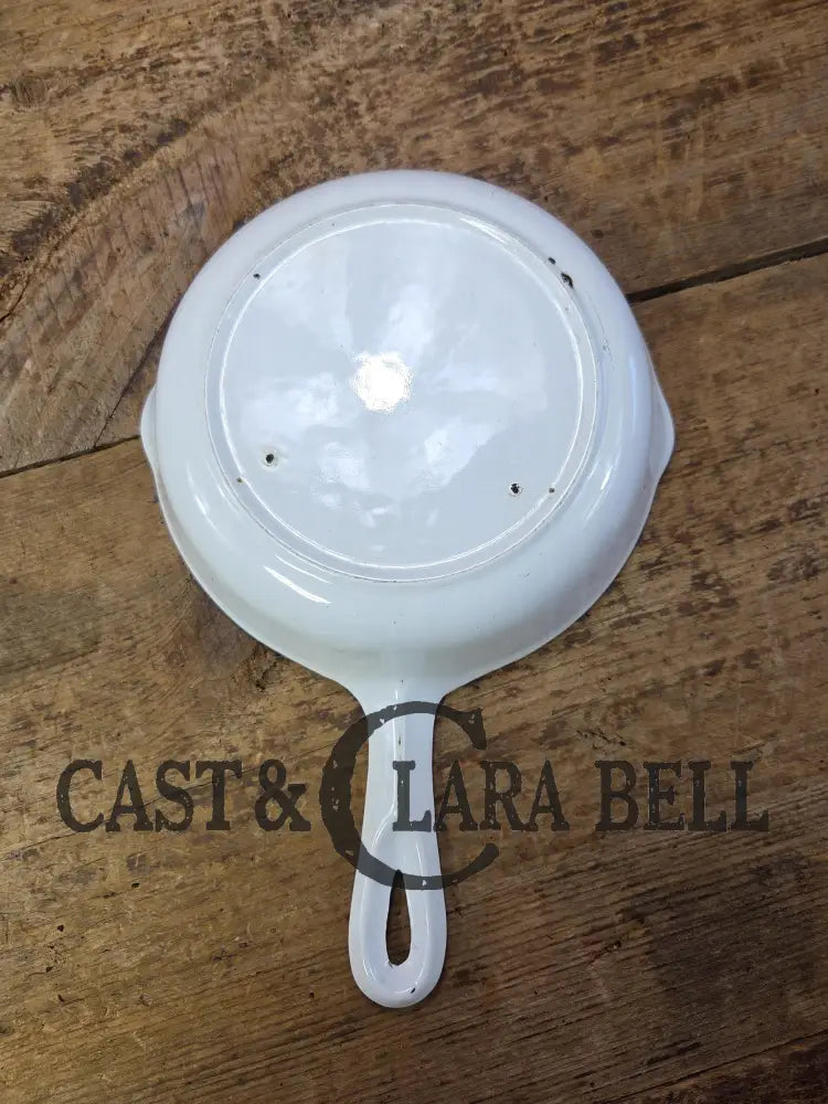 Rare and Cool story! White enameled BSR Red Mountain Series #5 Skillet with Heat Ring. Finished in the 70’s by a third