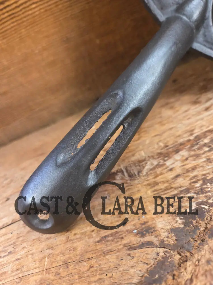 Rare and so cool! 1920’s era Griswold made Alfred Andresen Munk Pan No. 2992 Cast Iron Munk Pan Skillet