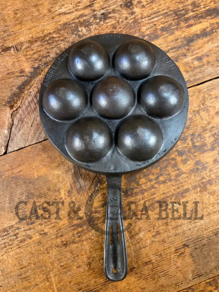 Rare and so cool! 1920’s era Griswold made Alfred Andresen Munk Pan No. 2992 Cast Iron Munk Pan Skillet