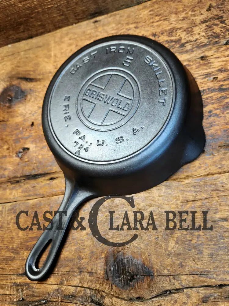 Rare Find. Collectors 1920’S Griswold #5 Cast Iron Skillet With Large Block Logo And Heat Ring