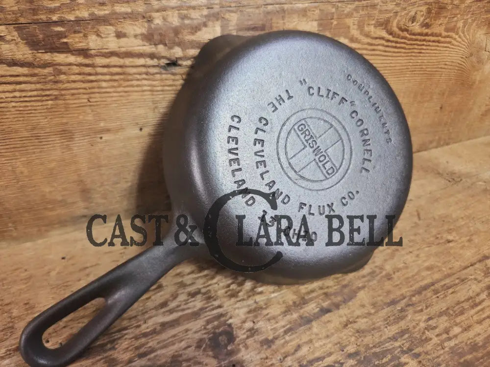 Rare! Griswold specialty skillet. 1930’s ’Cliff’ Cornell Egg Skillet The Cleveland Flux Co Skillet