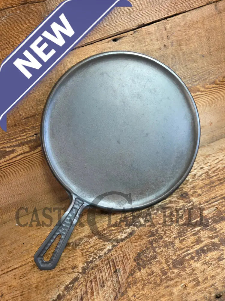 Rare treasure! Griswold hammered #9 Round Griddle. The gift for someone special - Griddle