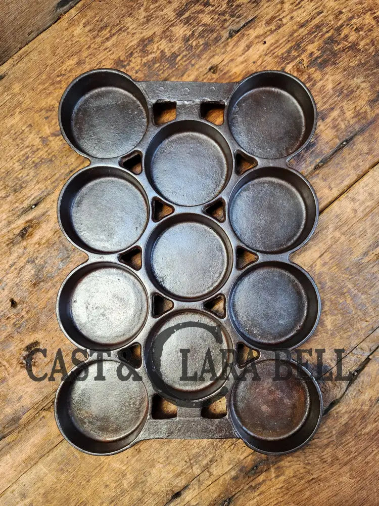 Rare Wagner Ware 1920’S Era Fully - Marked No. 1 Muffin Pan. Tough One To Find! Bakeware