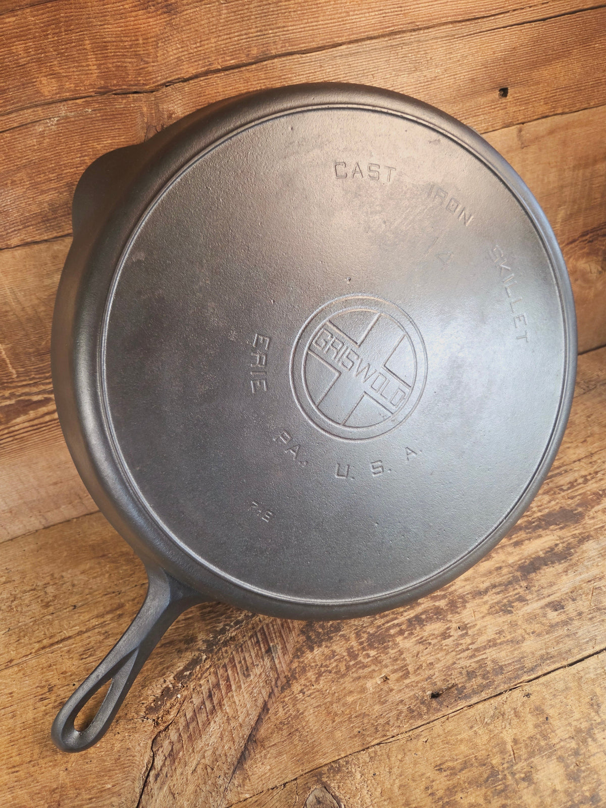 The biggest handled skillet made by Griswold! Huge 1930’s Griswold No. 14 Skillet with Large Block Logo and Heat Ring