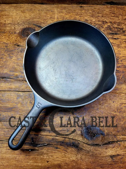 Sautee Pan! Griswold No. 5 Cast Iron Groove Handle Skillet With Small Block Logo And Smooth Bottom