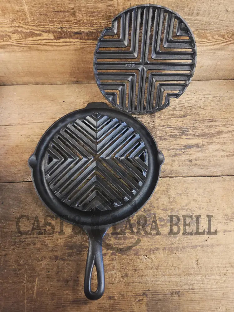 Show Stopper & hard to find Complete Griswold Double Broiler. Amazing piece of American history perfect for searing.