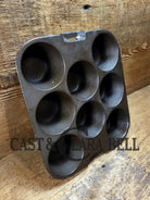 Sleek and elegant! 1930’s Wagner Ware 8 cup Popover Pan 1336 ’R’. Restored and Ready to bake delicious desserts! SC24