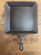 Sleek and elegant early 1900’s Lodge square skillet. Versatile pan for your arsenal! Makes wonderful corbread! - Skillet