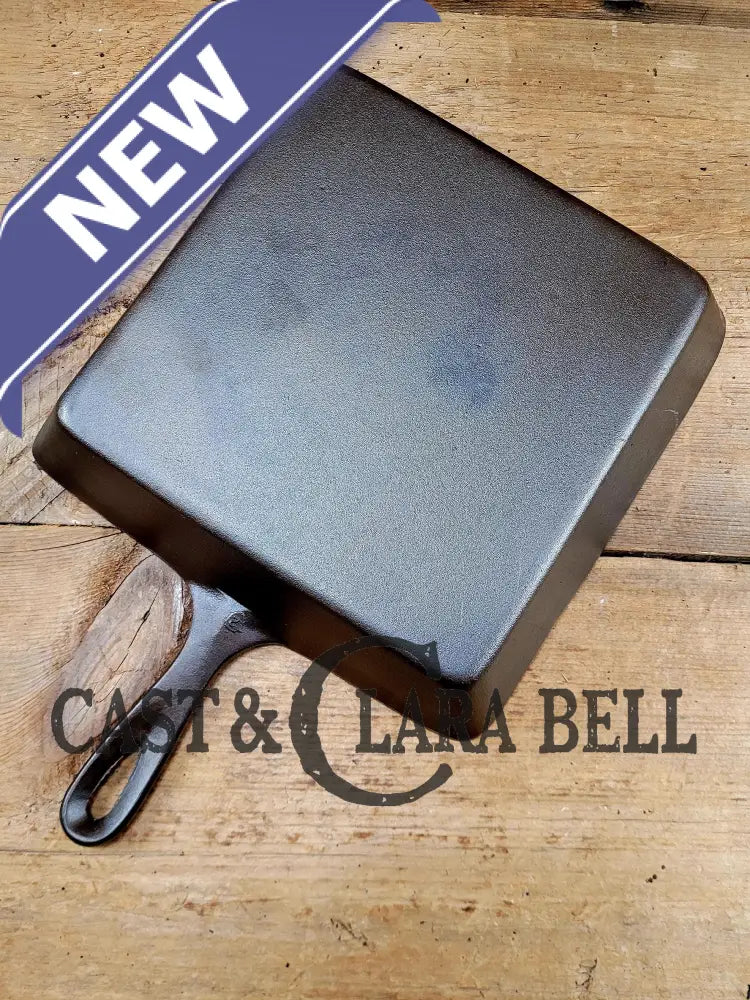 Sleek And Elegant Mid 1900’S Lodge ’Blob 2’’ Square Skillet. Versatile Pan For Your