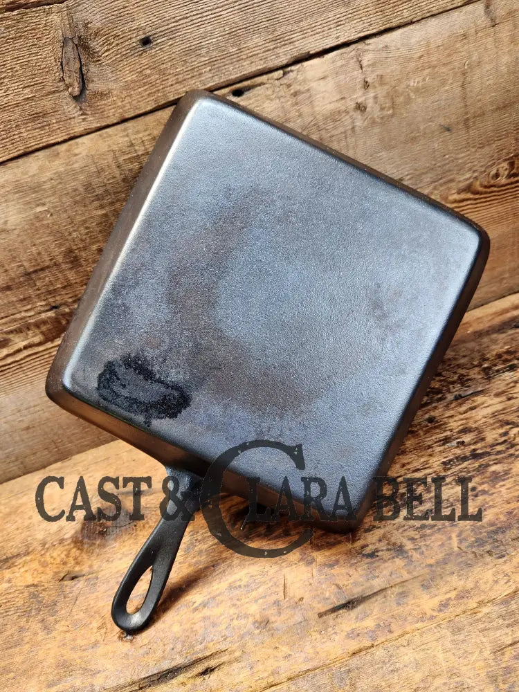 Sleek And Elegant Mid 1900’S Lodge Square Skillet. Versatile Pan For Your Arsenal! Skillet