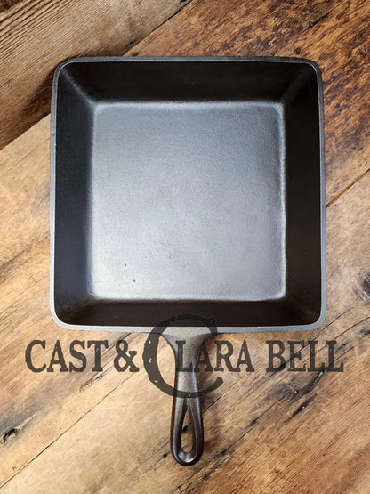 Sleek And Elegant Mid 1900’S Lodge Square Skillet. Versatile Pan For Your Arsenal! Skillet