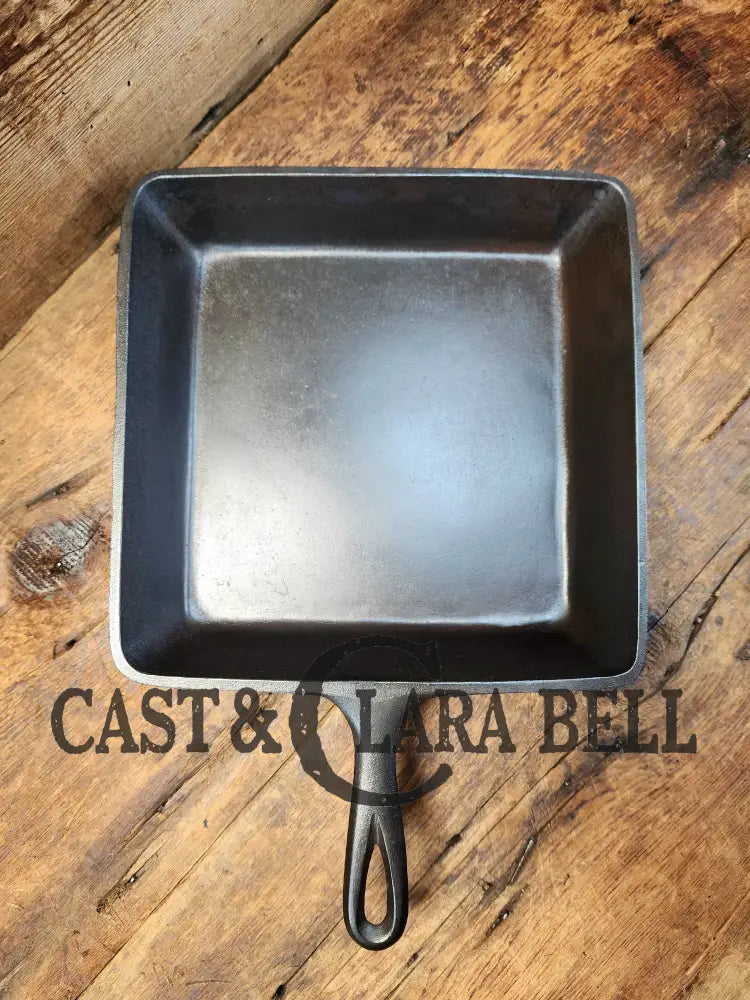 Sleek And Elegant Mid 1900’S Lodge Square Skillet. Versatile Pan For Your Arsenal! Skillet