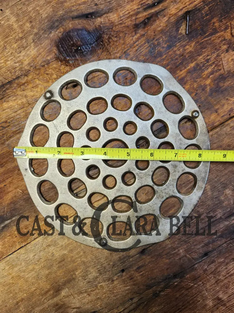 Priced To Sell! (Small Crack) Plated Wagner Ware Drip Drop Trivet For #8 Dutch Oven Ovens & Kettles