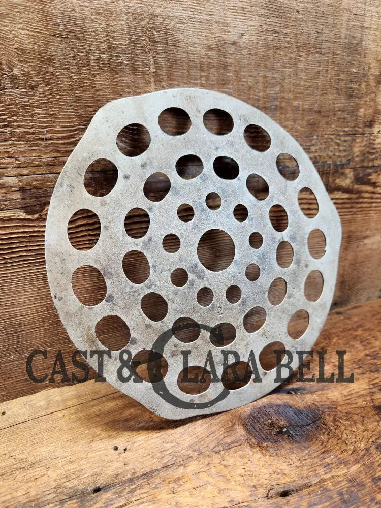 Priced To Sell! (Small Crack) Plated Wagner Ware Drip Drop Trivet For #8 Dutch Oven Ovens & Kettles