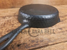 So cool! The hammered Unknown Foundry pointy handle #3 cast iron skillet. Maker Unknown great for sides! Skillet