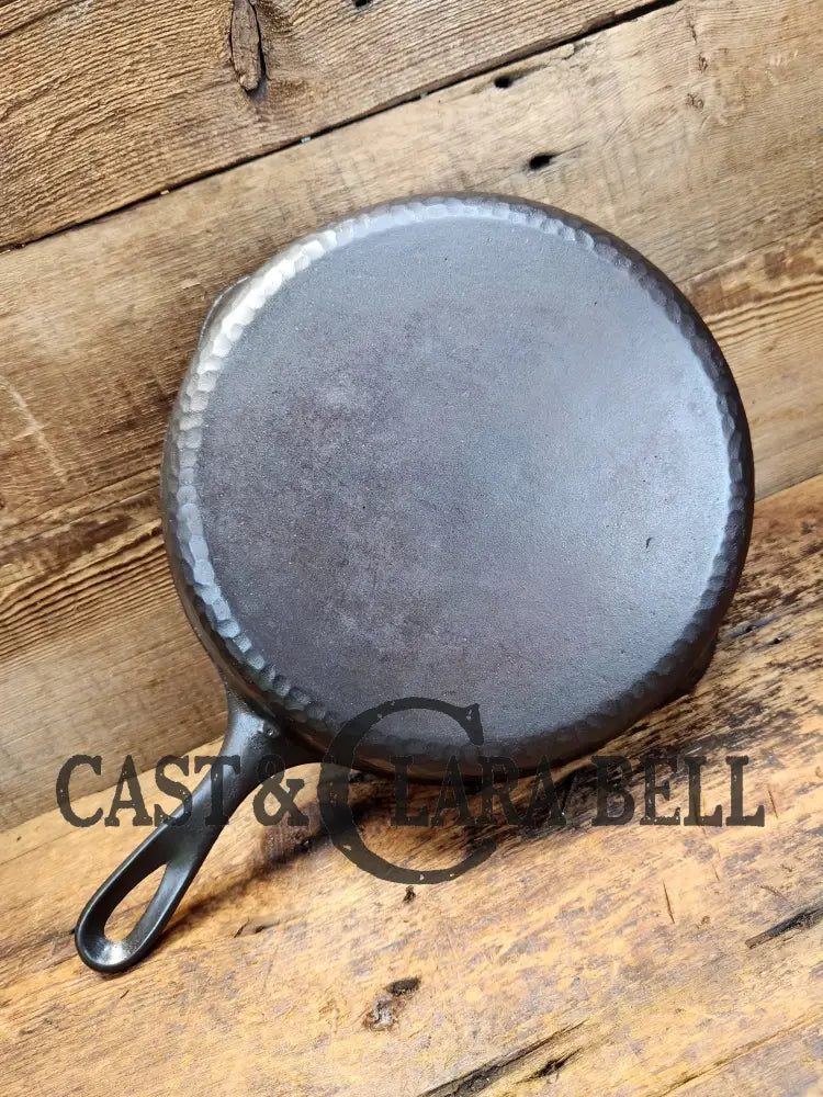 So Cool! Classic 1930’S Wagner #8 Cast Iron Skillet With Hammered Finish