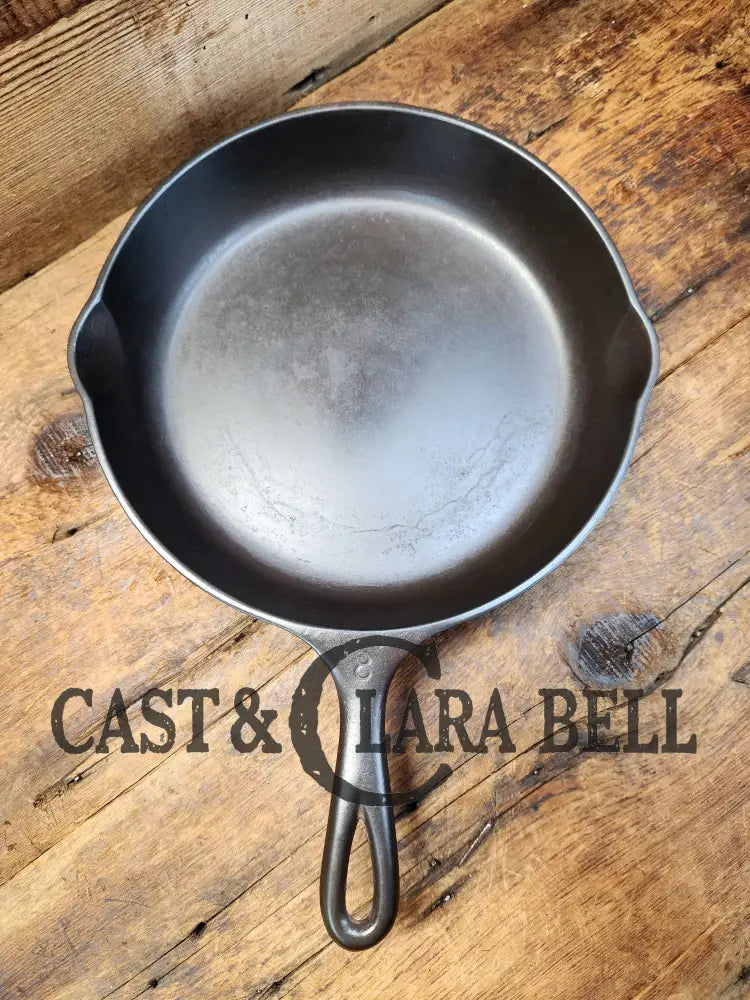 So Cool! Classic 1930’S Wagner #8 Cast Iron Skillet With Hammered Finish