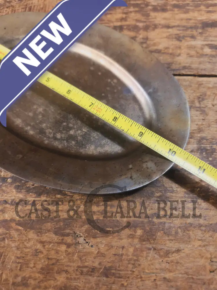 So cool & not common! Griswold #848 ’Steak Platter’. Very cool for the dinner table - Skillet