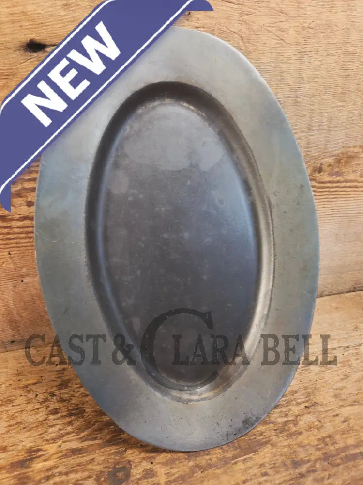 So cool & not common! Griswold #848 ’Steak Platter’. Very cool for the dinner table - Skillet