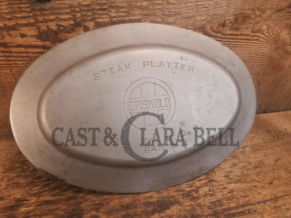 So cool & not common! Griswold #848 ’Steak Platter’. Very cool for the dinner table. - Skillet