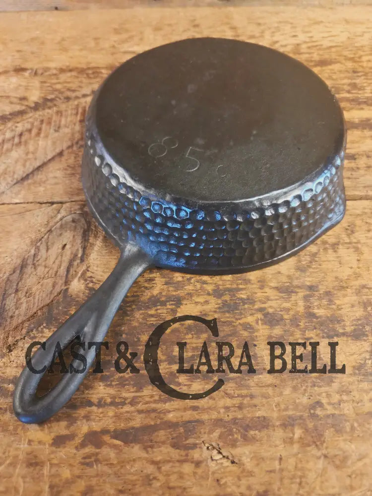 So cool! The Chicago Hardware Foundry pointy handle #5 cast iron skillet. 8-5C - Skillet