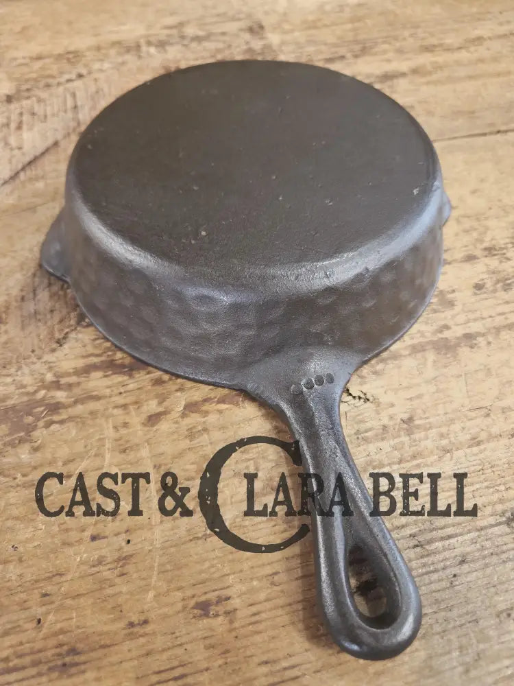 So cool! The ’hammered ugly’ #5 cast iron skillet. Maker Unknown great for sides! SC24 Skillet
