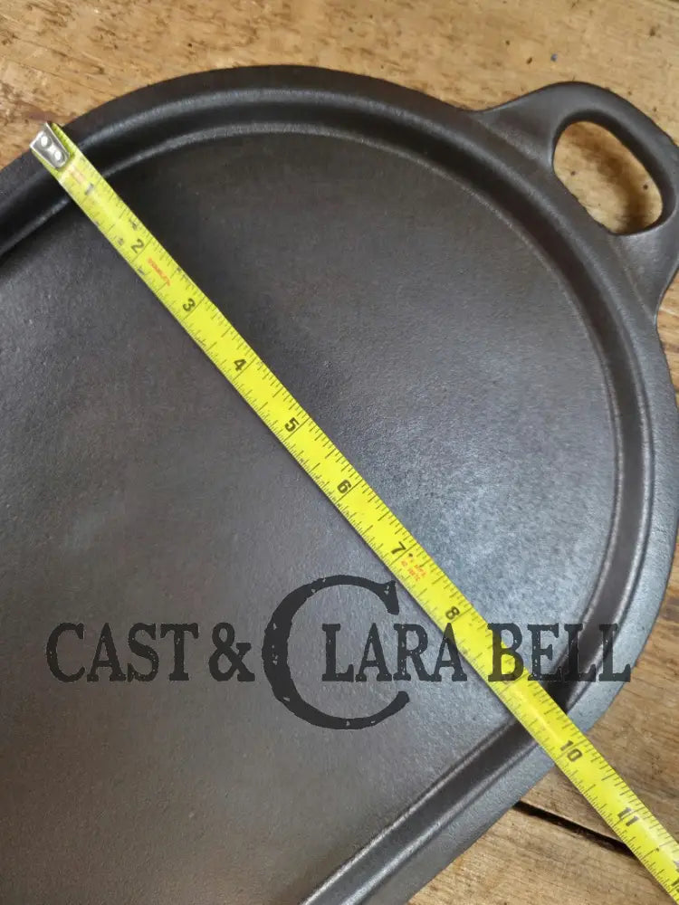 So elegant and very hard to find! 1910’s Griswold #9 Slant Block Logo 713 Long Griddle. Don’t miss this one! Very