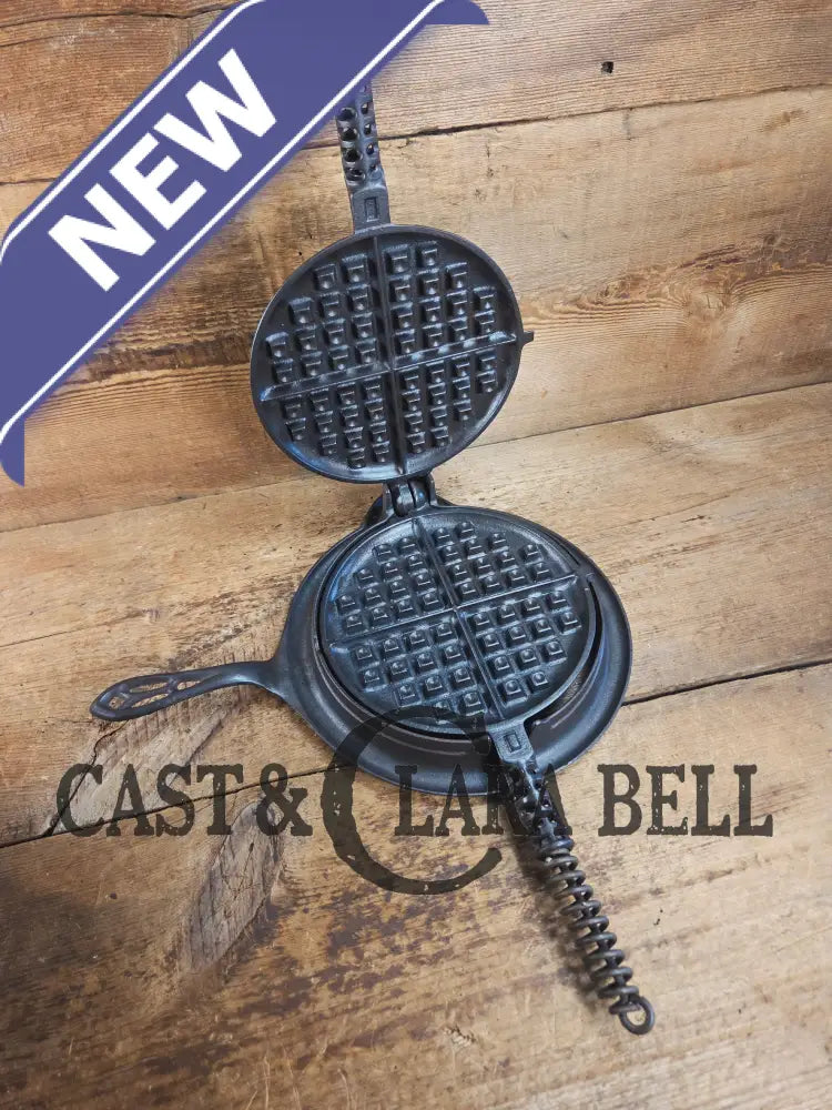 So unique! 1920’s Griswold/Puritan #8 (885/886) combo Waffle Iron with Low Base Waffle Iron