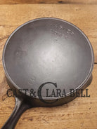 So unique and harder to find! Wagner made 1910’s Arc straight logo Sidney O. #9 Skillet with Heat Ring