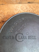 So unique and harder to find! Wagner made 1910’s Arc straight logo Sidney O. #9A Skillet - Skillet