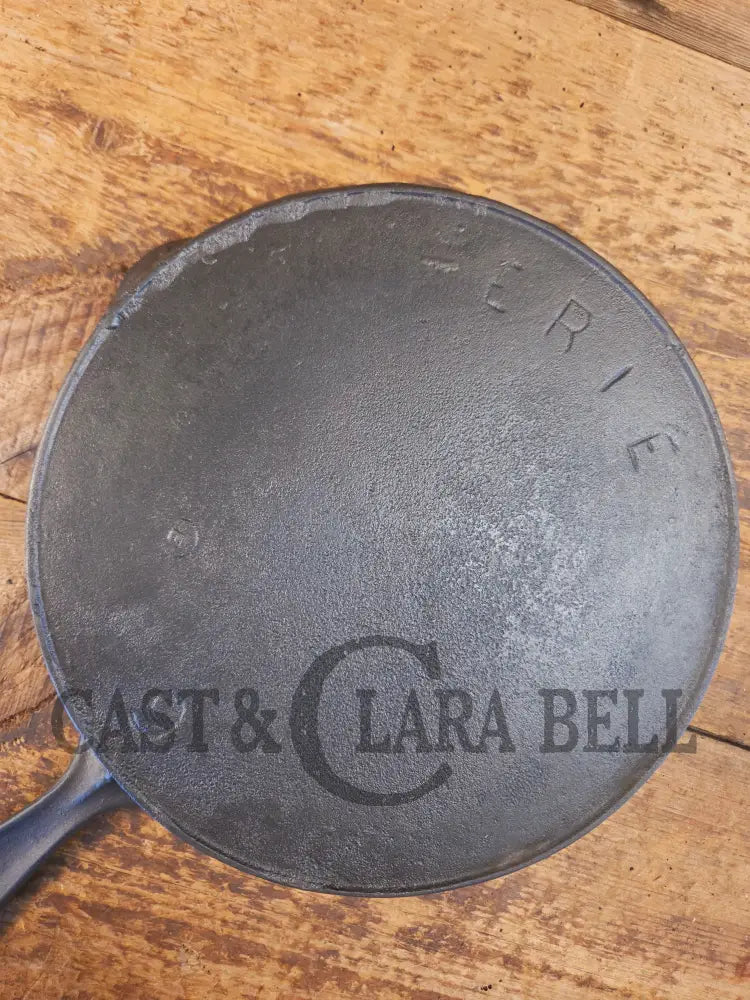 So unique converstion starter. Recast Erie #9 Cast Iron Skillet. Unique raised maker’s mark - Skillet