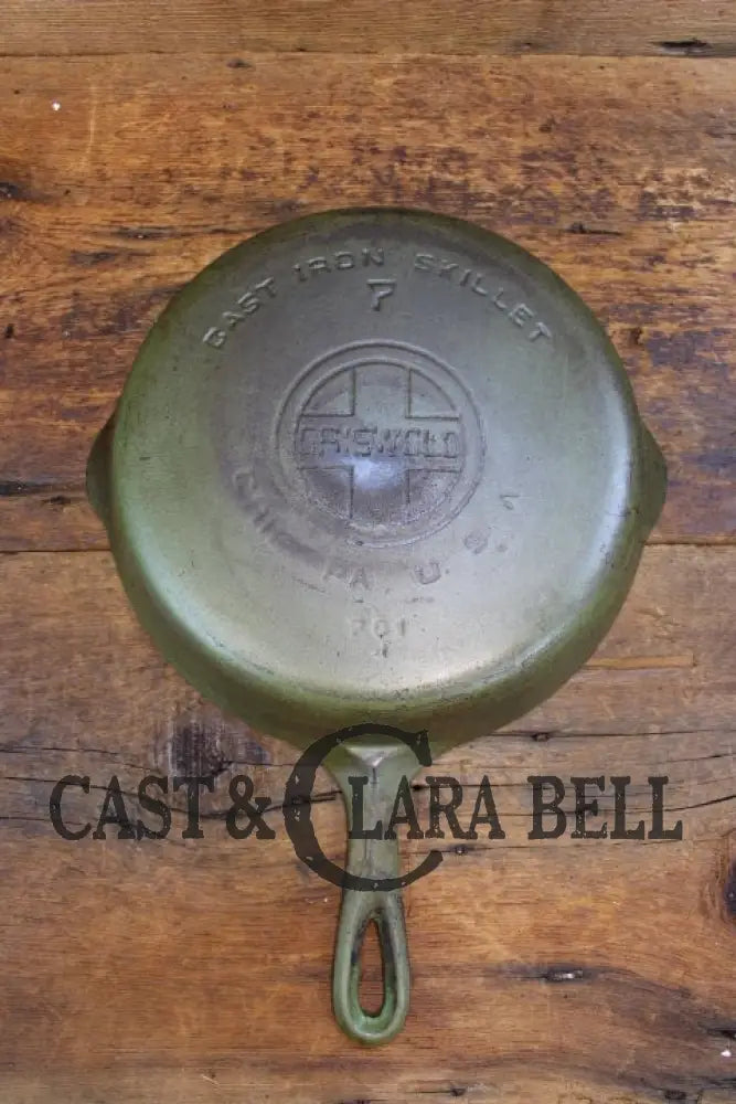 So Unique! Green Enameled Griswold #7 Cast Iron Skillet With Large Block Logo