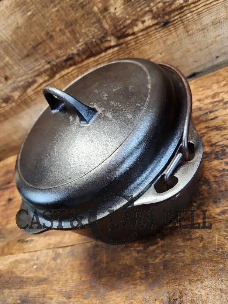 So Unique! Griswold #7 Tite-Top Dutch Oven 1277 Large Block Logo And Ez Clean Coated Lid. Gorgeous