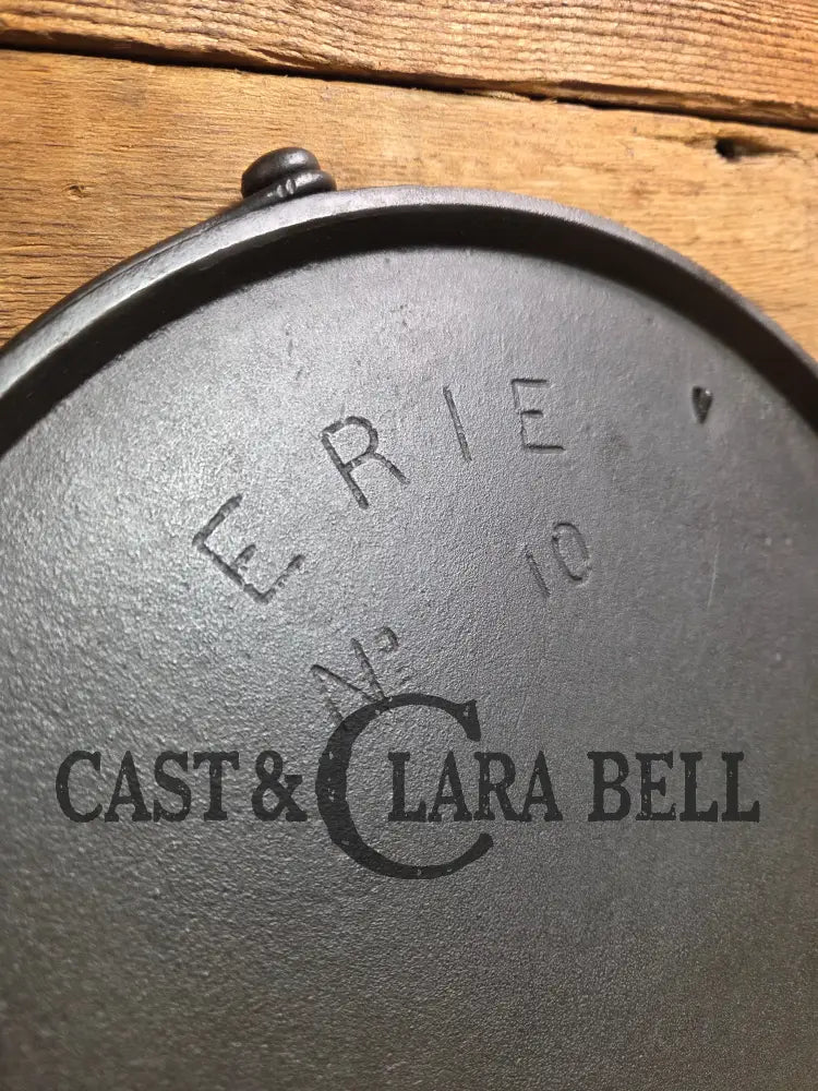 Spectacular and hard to find Griswold ERIE 3rd Series #10 Round Griddle with Bail! You don’t see these often! Griddle